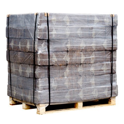 Nachts verdichtete Holzstäbe – komprimiertes Holz mit langer Lebensdauer